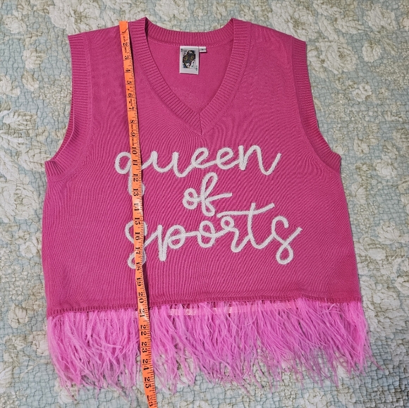 Queen of Sports Feather Sweater Tank, Size Small - Picture 6 of 10